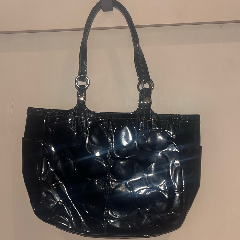 Coach black patent leather tote handbag with signature CC logo, preowned OS